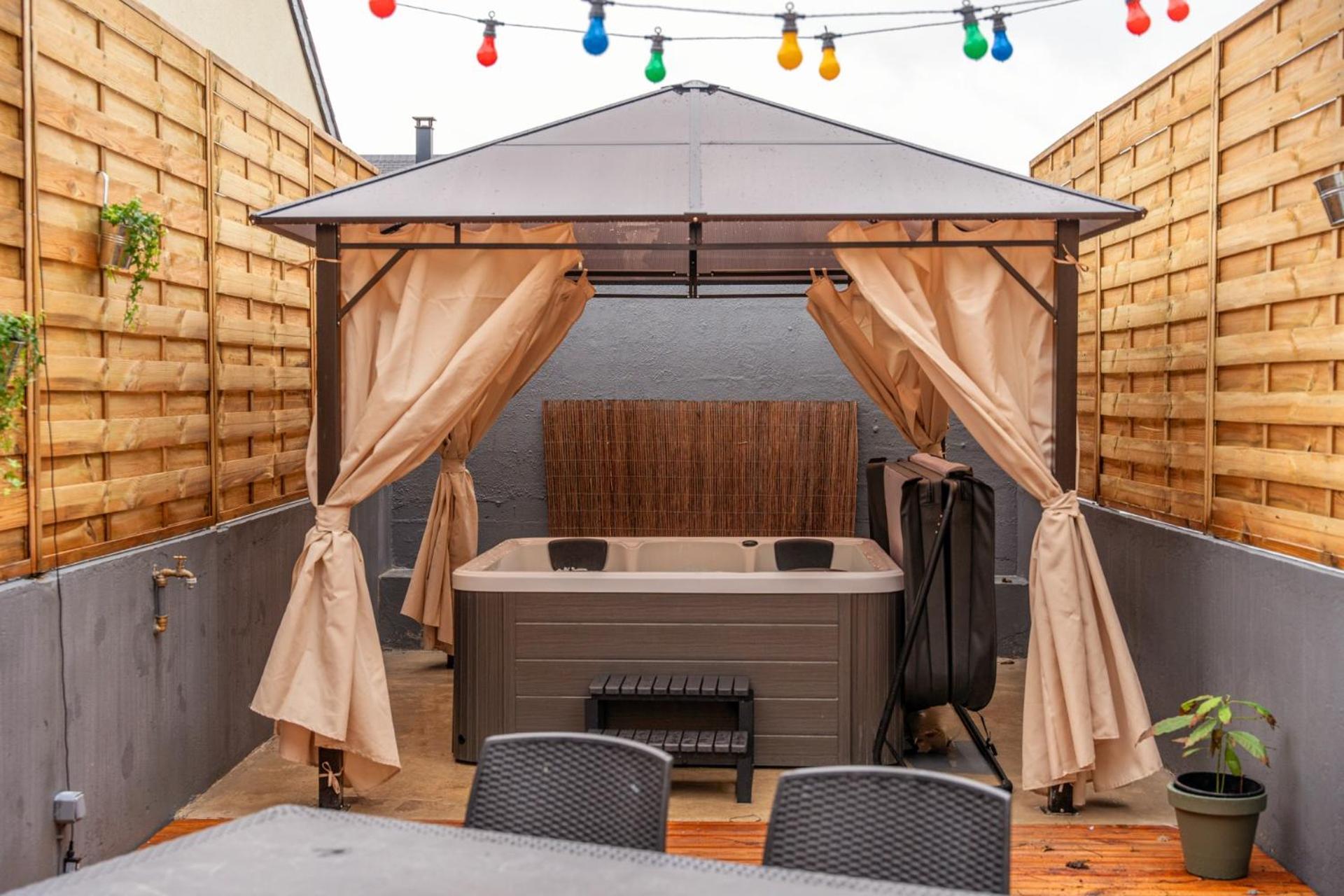 Maisonnette & Jacuzzi Holiday home