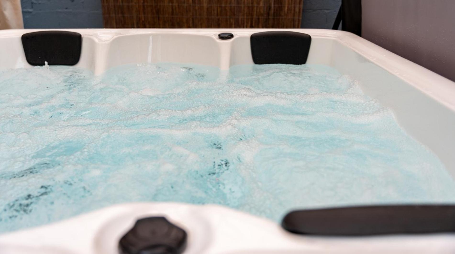 Maisonnette & Jacuzzi